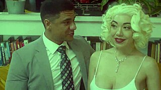barack obama pounds marilyn monroe's pussy presidents day parody cosplay