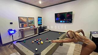 Nivia Wolfe Makes Kash Squirt on Pool Table!