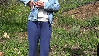 american tourist shocked as dealer gapes pussy with used dildo