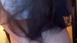 Colegiala sneaks bathroom creampie with classmate uniform