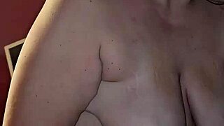 Thick Redhead Milf's Foot Fetish Ends in Toe Cumshot