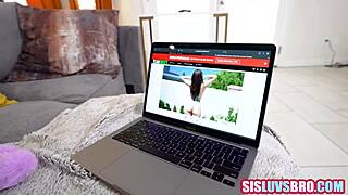 stepsis sneaks pov blowjob on stepbro's throbbing cock can't resist 😈🍆