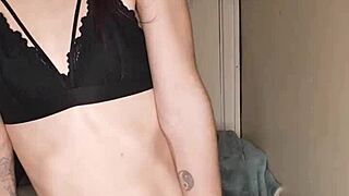 hot load on dildo? juicy teen's tight pussy squirting solo adventure 😜💦