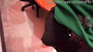 cami strella slurps cock at office xmas party 🎄👅💦