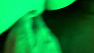 she fingers ass then i finger her pussy to orgasm