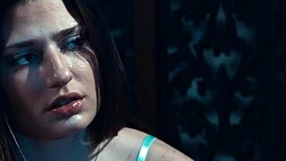 omg youre pounding her pussy so deep 💦🍆
