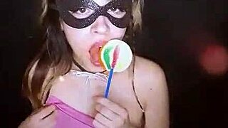 Bonneyuwu Cute Teen Sucks Lollipop Seductively