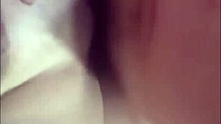 indonesian girl scared at first when invited home while parents away bokep