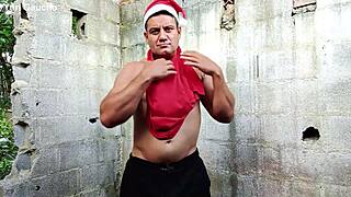 yuri gaucho santas huge cock parody brazilian bear cumload