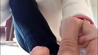 she loves farting loud while doing makeup voyeur cam