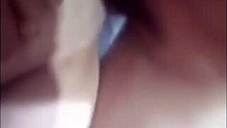 indonesian girl scared at first when invited home while parents away bokep