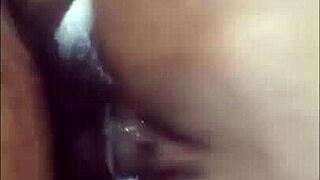 indonesian girl scared at first when invited home while parents away bokep