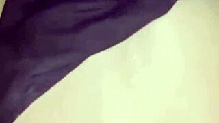 amoosinas cums on brunette's fat ass in airport toilet