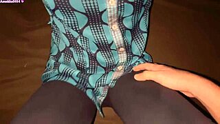 juicy indian village pussy creampied outdoors pov
