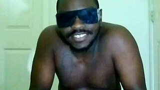 Anal catwalk DANCING on balcony