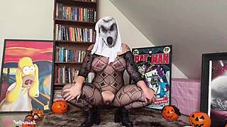 Curvy Blonde Elis Nebsniak Masturbates in Sexy Halloween Costume