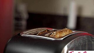 Aaliyah Love's naked yoga orgy with Vanna Bardot leads to beach cumshots