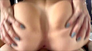 divorced neighbor gets towel and raw creampie surprise