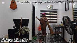 mara exotic fat ass ebony bbw naked house chores!
