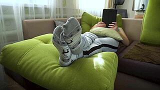 hot amateur girl teases her sexy wrinkled feet homemade