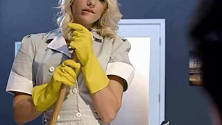 kenna james blows the boss hard at work 🍆💦😈