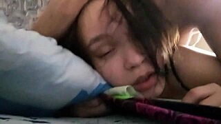 Fucking hot babe senseless during tense phone call