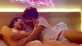 i lick sexy babe's trimmed pussy in hot corset sex