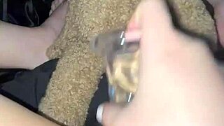 Arab teen Snowwhite toys tight pussy with glass dildo in LA