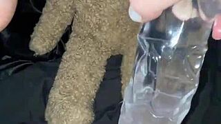 Arab teen Snowwhite toys tight pussy with glass dildo in LA