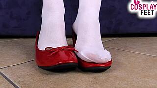 hey nurse, your white stockings feet and toes tease me so much!