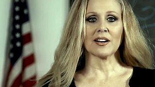 Julia Ann shines as captivating teacher in class
