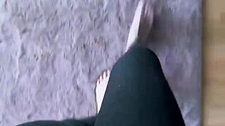 good morning! wanna see my teen socks fetish feet up close this early? 🔥