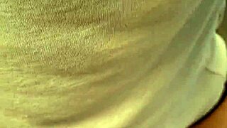 married girlfriend gives amazing outdoor blowjob