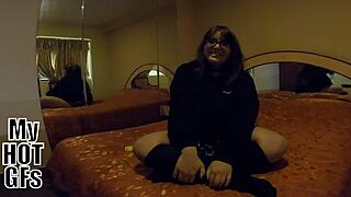 Me follo a una hermosa chubby llamada mimi