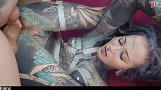 heavy tattoo girl does dap anal and swallows