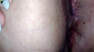 depilando minha esposa para sai com seu amante ele gosta raspadinha