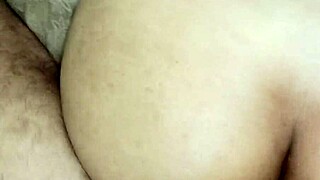 muslim woman offers bareback anal sex to her partner