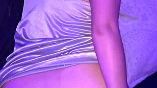amateur girl with a huge ass loves doggystyle