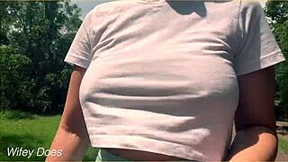 wifey flashes tits in public