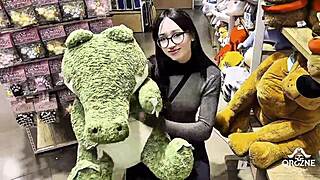 Teen latina thanks with sex after winning toy