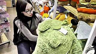 Teen latina thanks with sex after winning toy