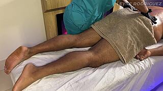 fat lucky fan with small dick receives special happy ending massage