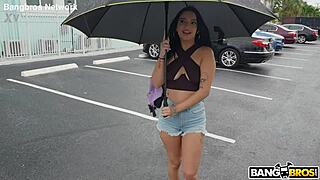 penis icing on her pussy