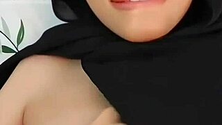 Amateur asian malay hijab girl solo squirt